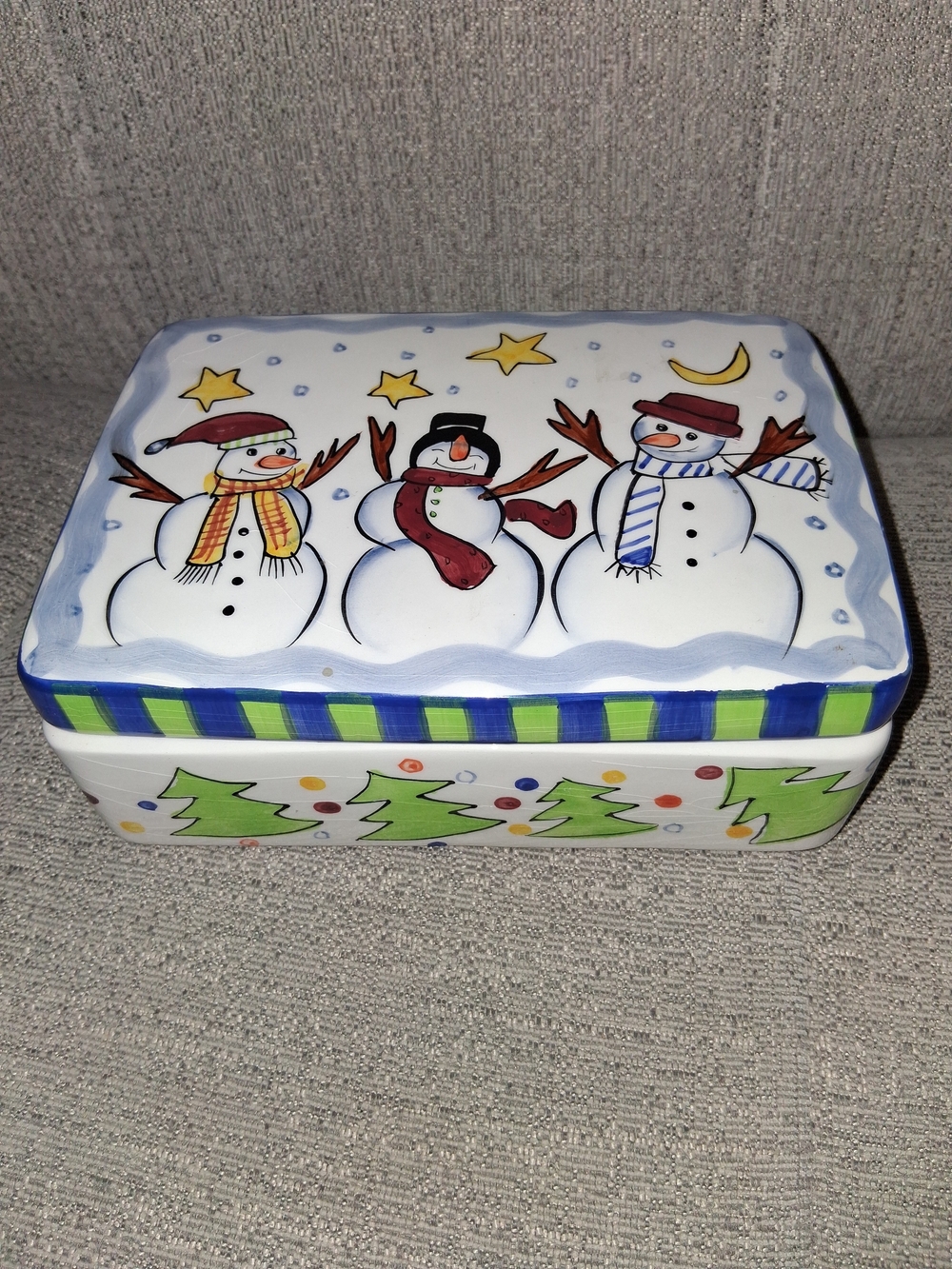 Ceramic Christmas Cookies Box Trinkets With Lid 7x5 1/2" 2 1/2" High